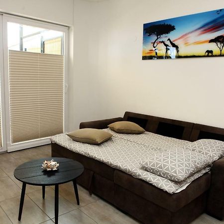 Trendy Apartment Izola Js Luaran gambar