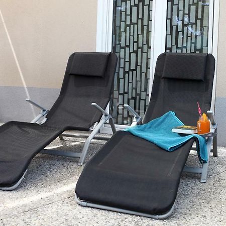 Trendy Apartment Izola Js Luaran gambar