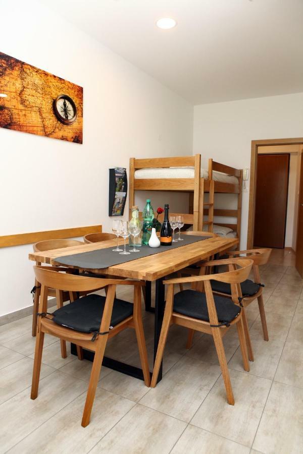 Trendy Apartment Izola Js Luaran gambar