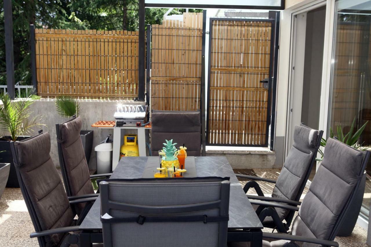 Trendy Apartment Izola Js Luaran gambar