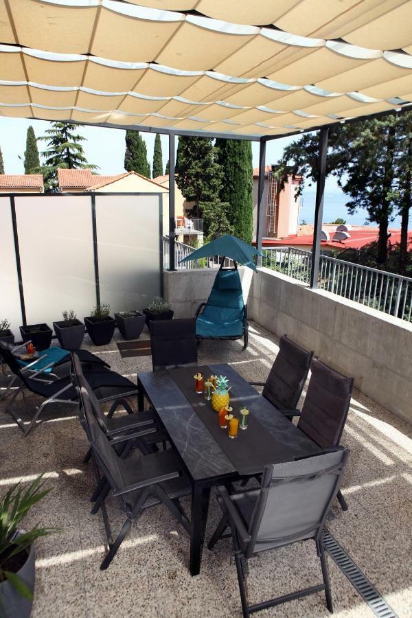 Trendy Apartment Izola Js Luaran gambar